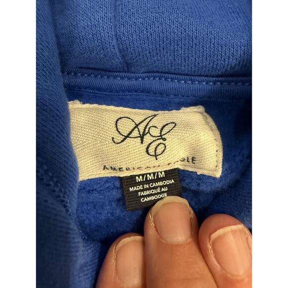 American Eagle X The Summer I Turned Pretty Cousins Beach Sweatshirt M SOLDOUT - Picture 7 of 8